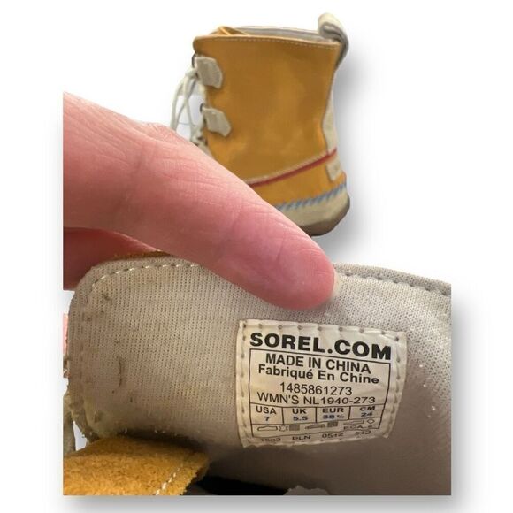 Sorel Joplin Moccasin Suede Gum Sole Boots Size 7 - Picture 5 of 6